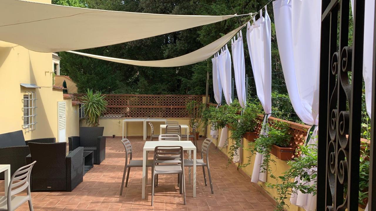 卢卡La Terrazza Di Via Elisa住宿加早餐旅馆 外观 照片